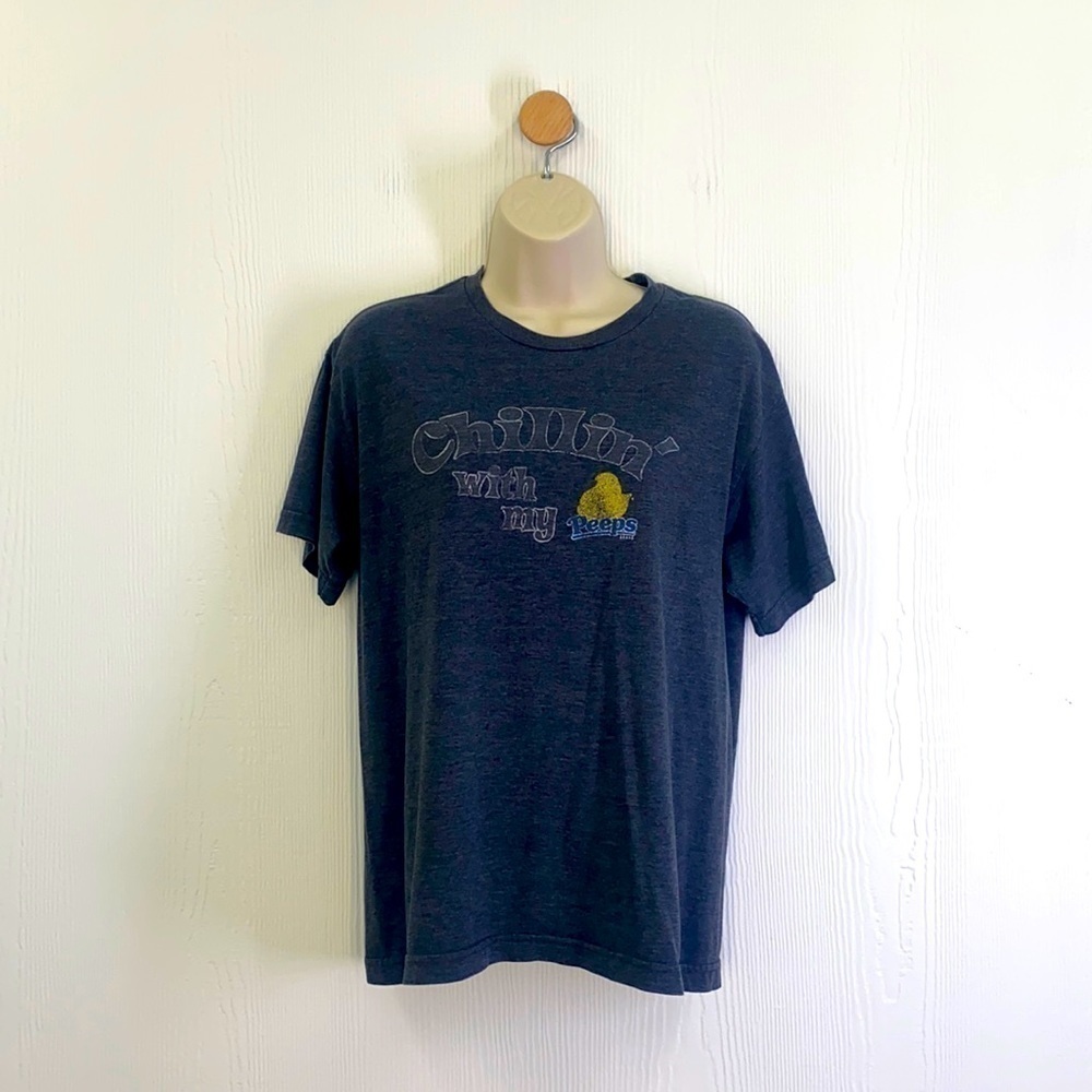 Savvy - Chillin With My Peeps Graphic Gray T Shirt Size XL